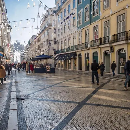 Nomad's Augusta Collection - Comfort * Lisboa